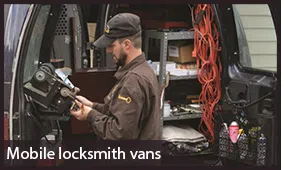 St Petersburg Lock And Locksmith St Petersburg, FL 727-378-0478 St Petersburg Lock And Locksmith St Petersburg, FL 727-378-0478 - eme-cont-01